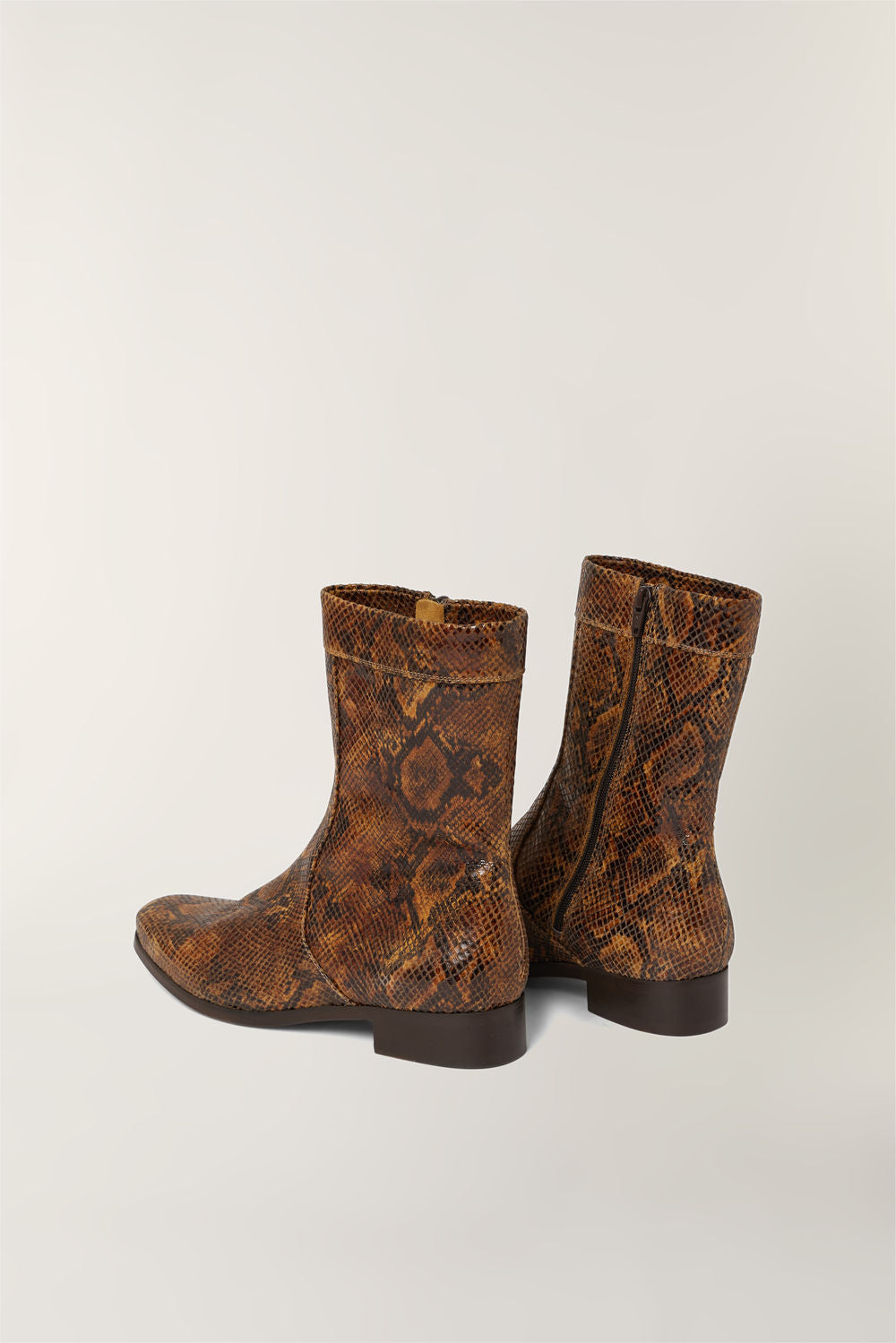 ÉCAILLE PYTHON BOOTS